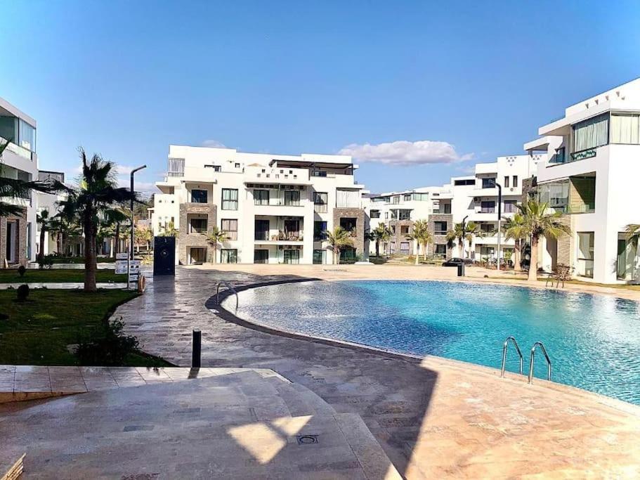 Appartement De Luxe ,Piscine,Parking,Terrasse Agadir Exteriör bild