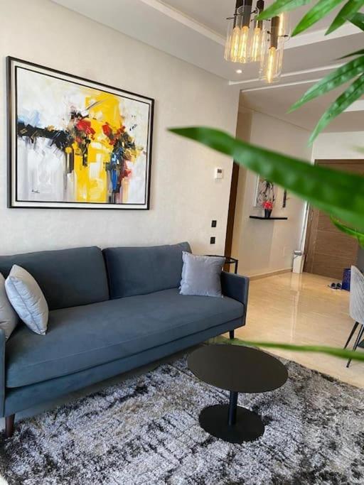 Appartement De Luxe ,Piscine,Parking,Terrasse Agadir Exteriör bild